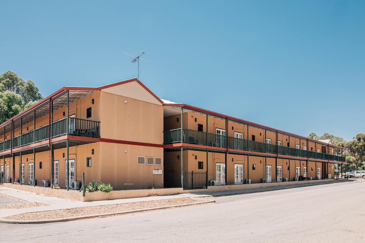 Settlers Hotel 요크 외부 사진