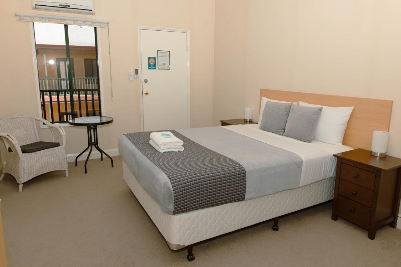 Settlers Hotel 요크 외부 사진