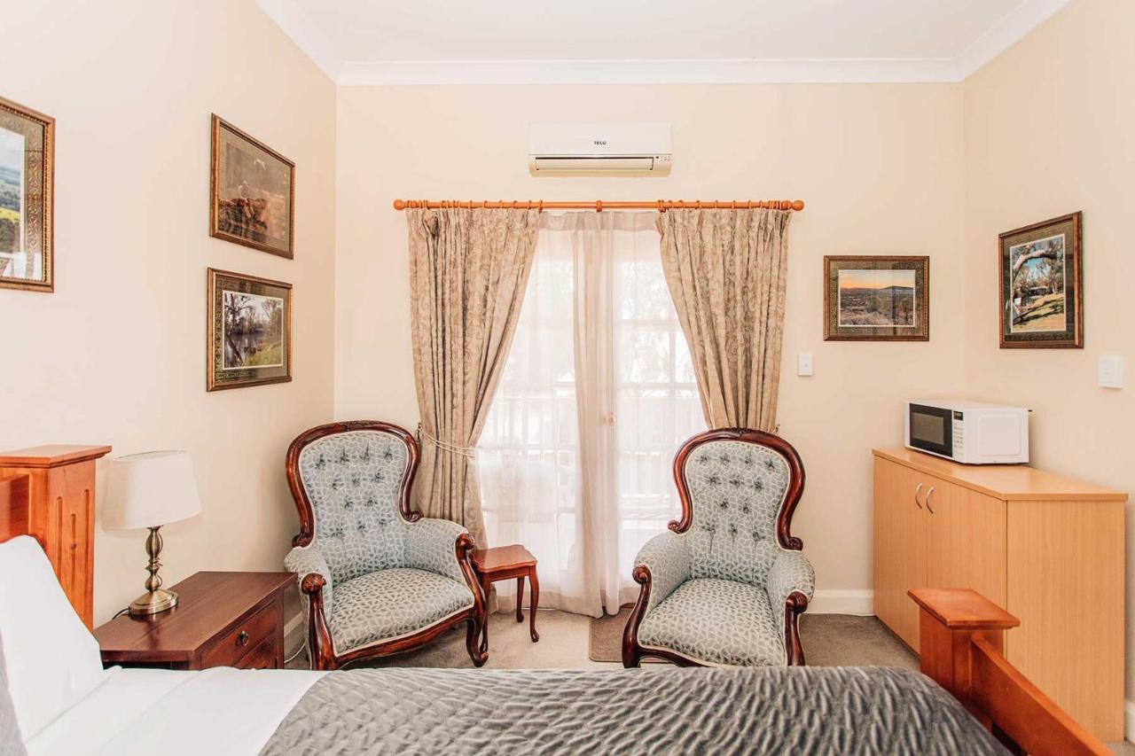 Settlers Hotel 요크 외부 사진